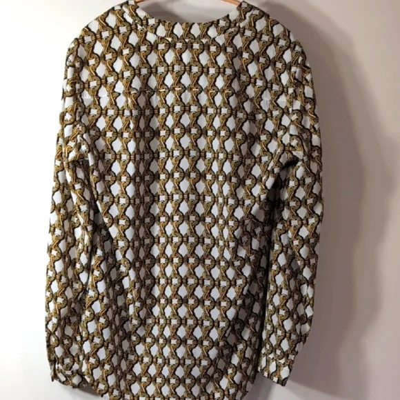 Nine West | White Gold Equestrian Chain Pattern V-Neck Long Sleeve Top Size S - Picture 10 of 10